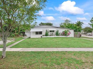 3930 SW 60th Ave, Davie, FL 33314