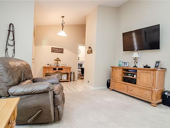 4th image of 2738 Horseshoe Dr