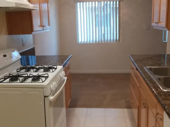 24832 Oak St #6, Lomita, CA 90717
