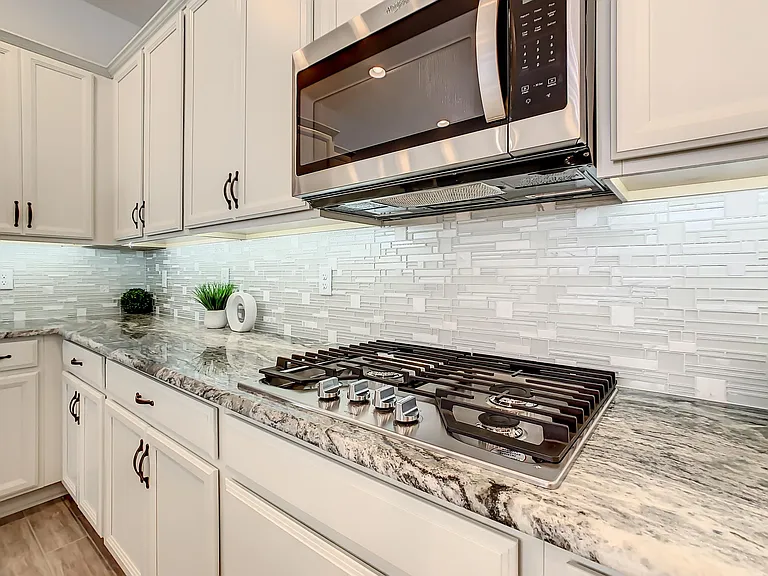 15707 Vetta Dr — Photo 31