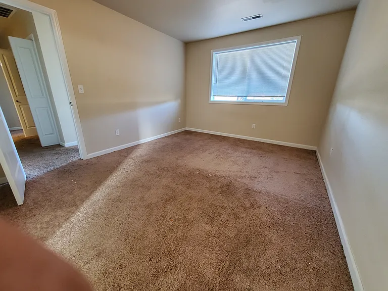 9230 SE Caruthers St — Photo 4