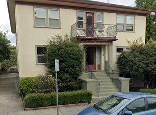2049 NW Overton St APT 2, Portland, OR 97209