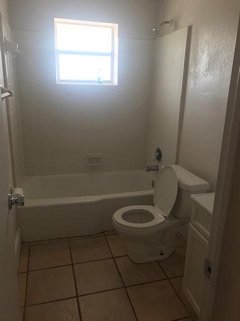 2nd image of 2308 S 29th St