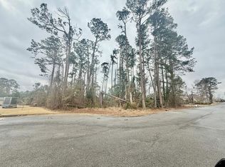 1008 Greensway Dr, Douglas, GA 31533