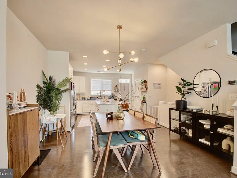 8078 Tribeca St — Photo 16