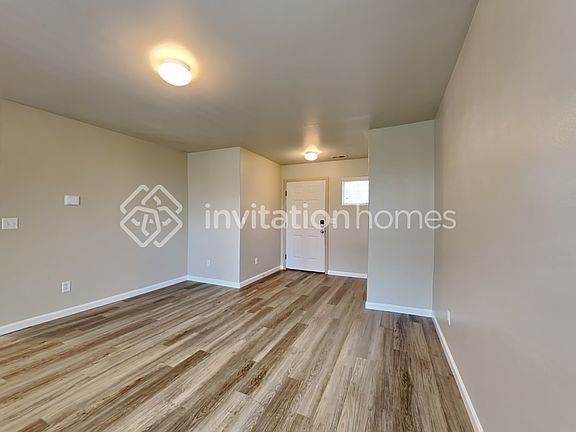 5th image of 9401 187th St E