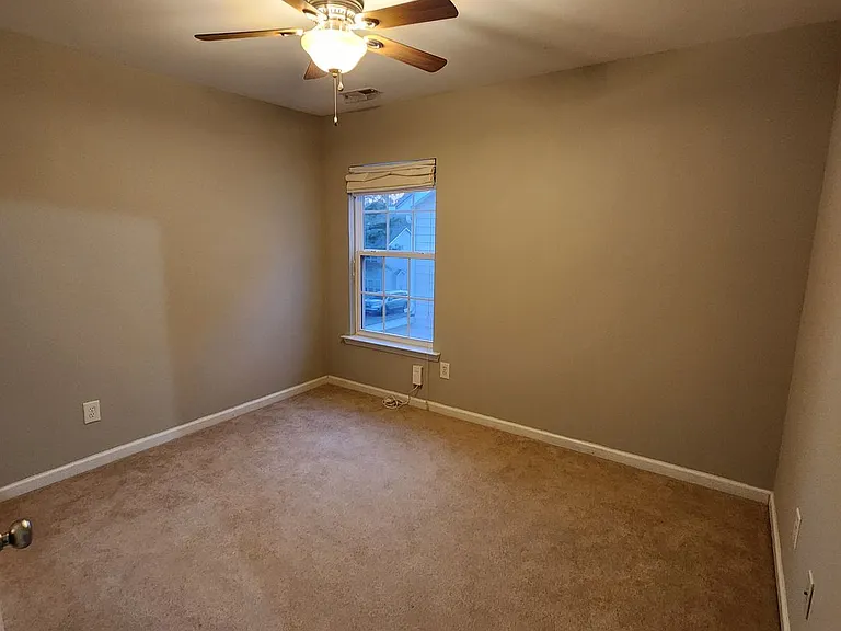 8517 Cool Vista Ln — Photo 16