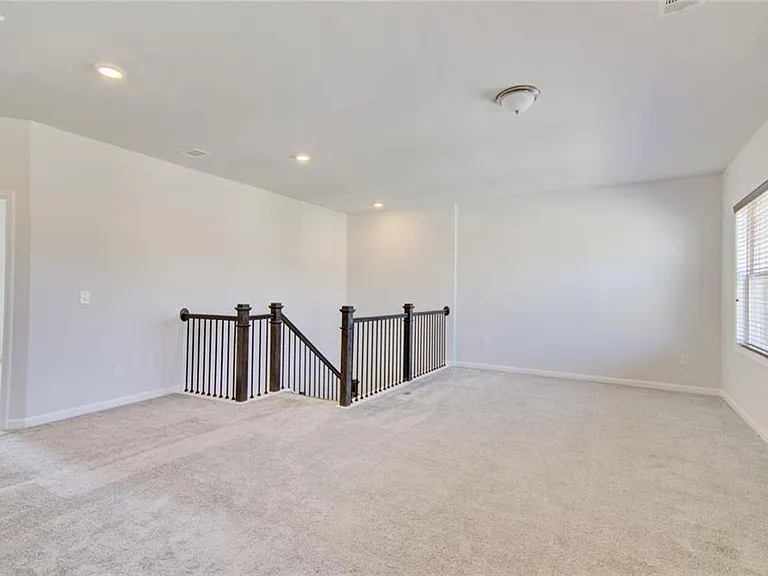 7107 Branch Creek Cv — Photo 32