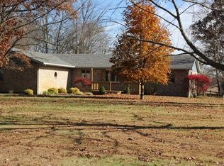 7919 Auld Rd, Bradford, OH 45308