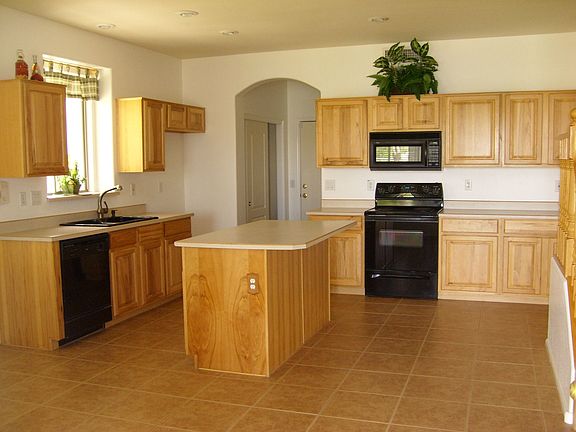 Gorgeous Hickory Cabinets