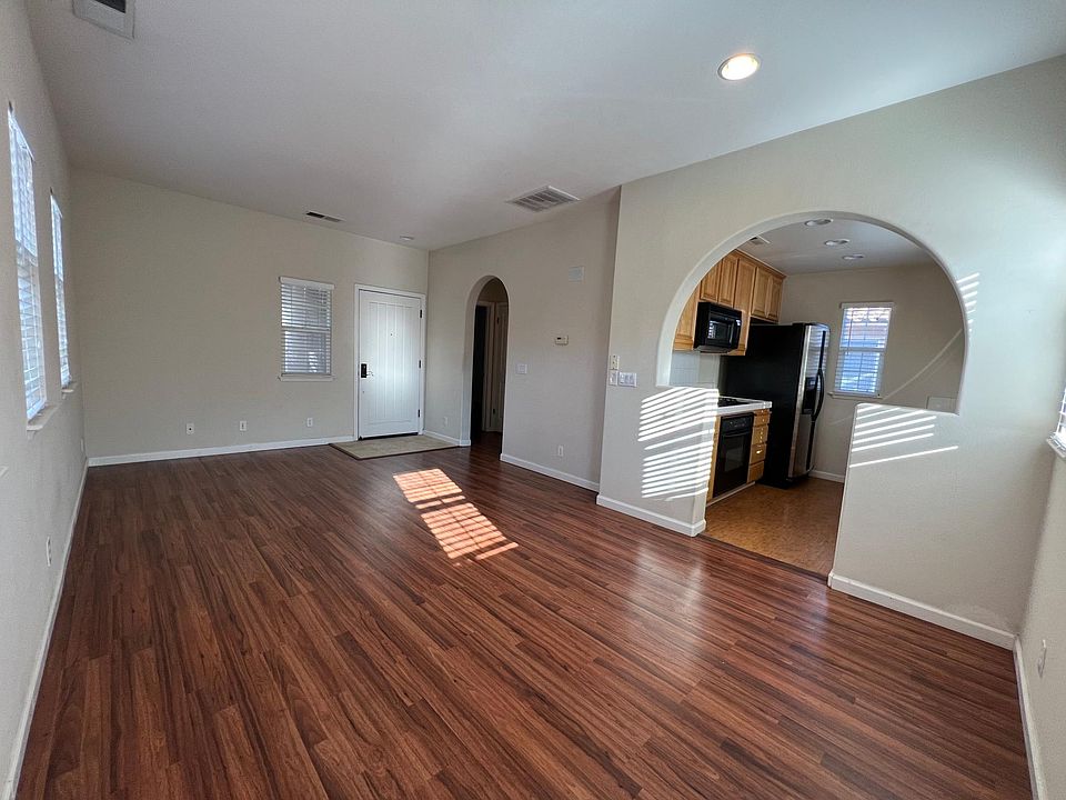1st image of 3318 Michelangelo Dr #1