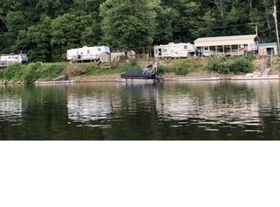 9285 S River Rd NW, McConnelsville, OH 43756