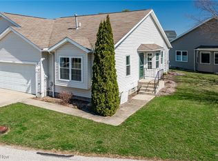 1153 Chaucer Cir, Akron, OH 44312