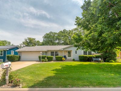 313 Longview Dr, Waterloo, IA, 50701