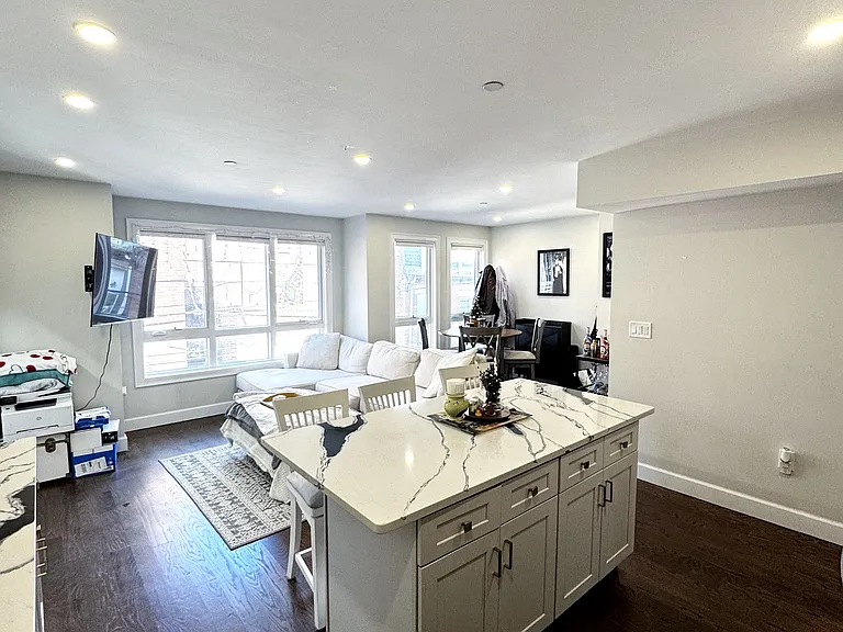 303 Silver St #1 — Photo 6