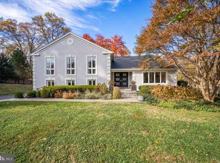 10801 Spring Knoll Dr, Potomac, MD 20854