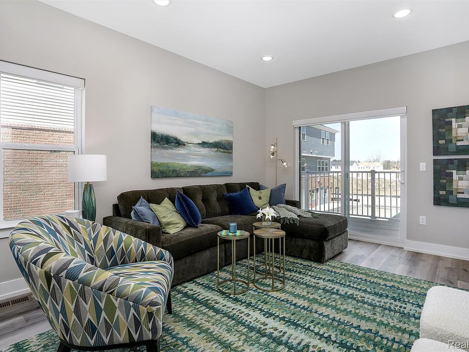 751 Canterbury Ln, photo 22