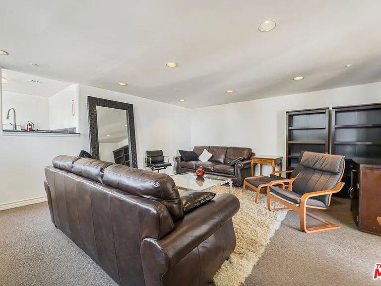 1278 S Camden Dr #202 — Photo 25