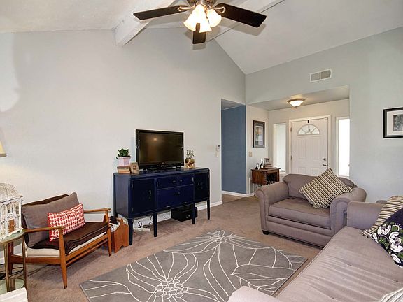 5th image of 4130 Thornhill Dr