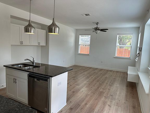 2nd image of 480 S Edna Ave