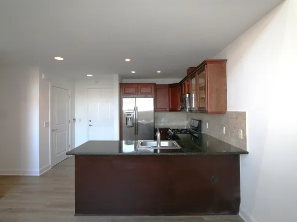 769 Montgomery Street image 7 of 26