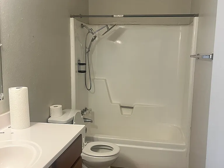 3700 Forestwood Dr — Photo 11