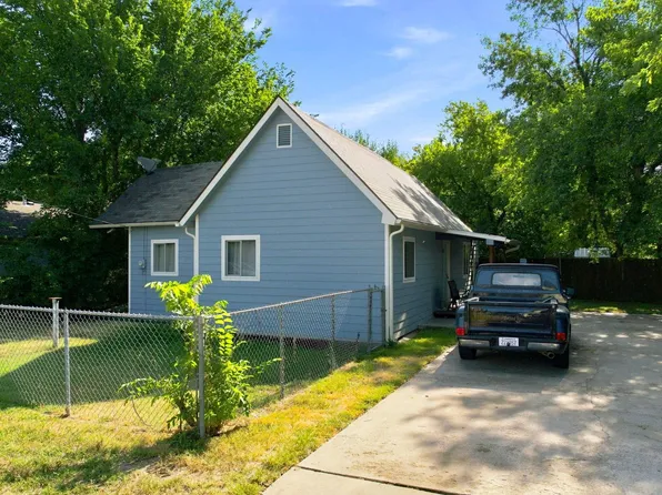 752 N Mount Carmel Ave, Wichita, KS 67203