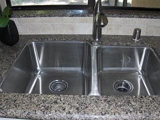 4th image of 282 N Ezie Ave
