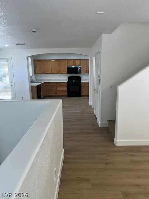 3 bed, 3.5 bath, 1464 sqft, $1,850 — Photo 2
