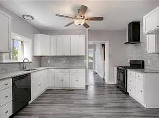 2004 N 1st Ave, Whitehall, PA 18052