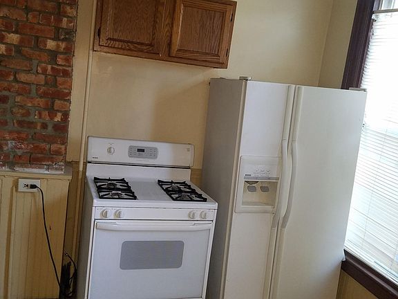 4th image of 387 5th Ave #1