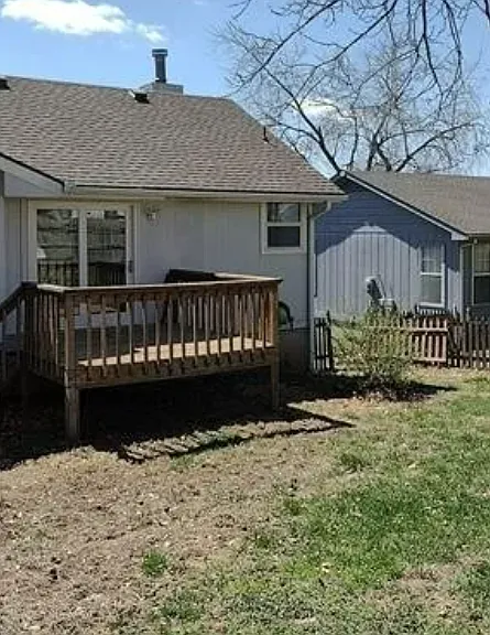 219 Jayhawk Ct — Photo 9