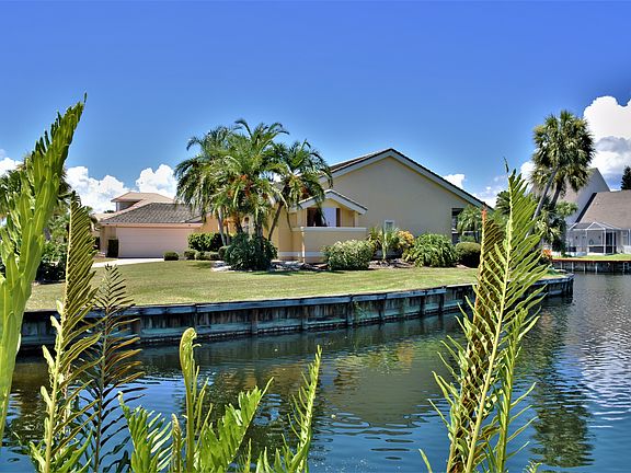 2nd image of 500 River Moorings Dr