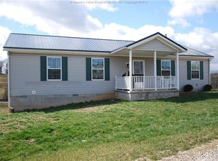 215 Carlee Dr, Point Pleasant, WV 25550