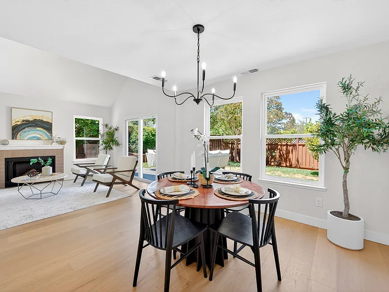 726 Buena Vista Pl — Photo 39