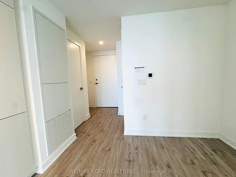 252 Church St #LPH03 — Photo 11