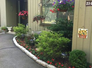 23 Heritage Crst #C, Southbury, CT 06488