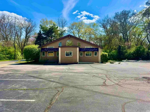 1227 E Bristol St, Elkhart, IN 46514