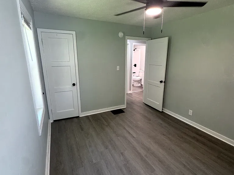 3313 Hovey St — Photo 9