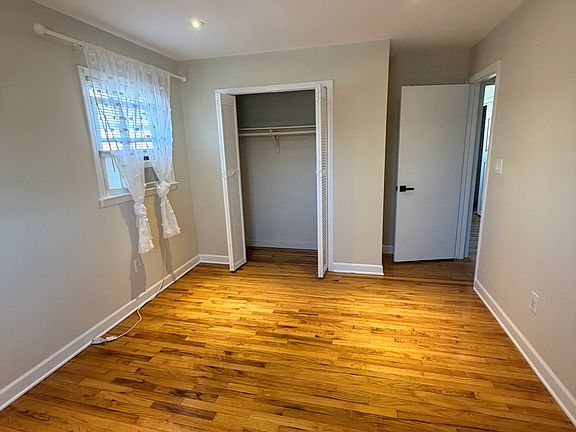 5th image of 769 E Hazelwood Ave #1