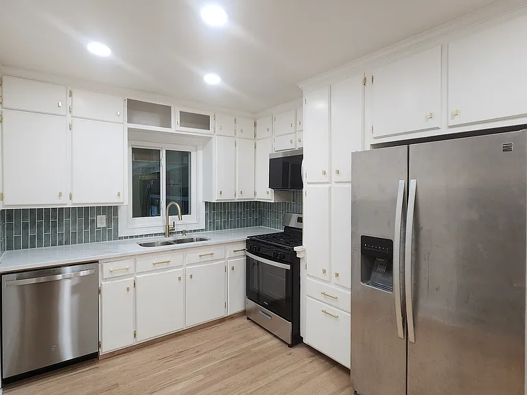 302 Kelso Dr SW — Photo 14