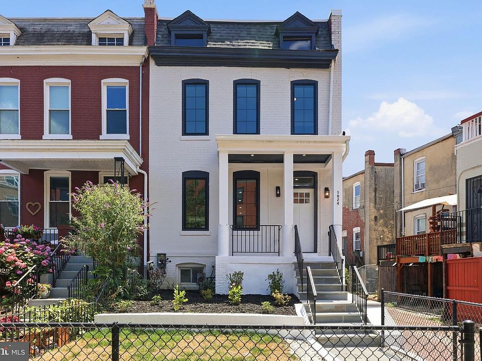 1st image of 1024 Spring Rd NW