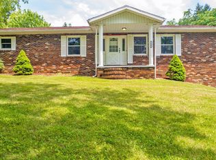 1295 Tyrone Rd, Morgantown, WV 26508