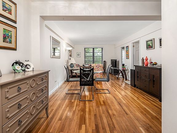 3rd image of 6515 38th Ave APT 2L