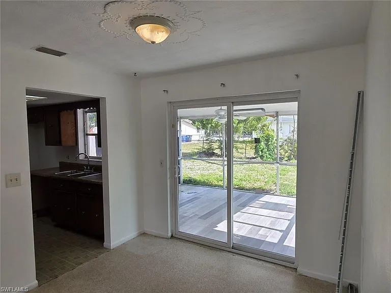 33 Broadway Cir — Photo 12