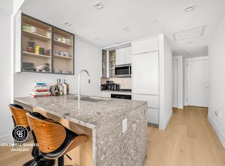 222 Broadway #2B, New York, NY 10002