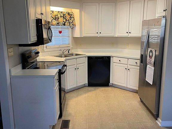 2nd image of 107 Albert Drive