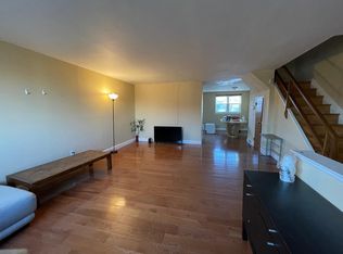 1201 W Jefferson St, Philadelphia, PA 19122