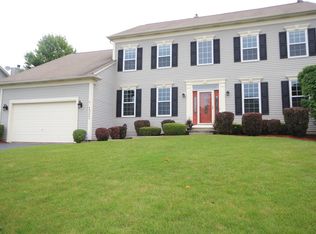 1313 Keenland Dr, Bartlett, IL 60103