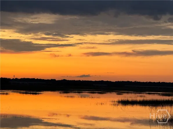 9563 Whitefield Avenue, Savannah, GA 31406